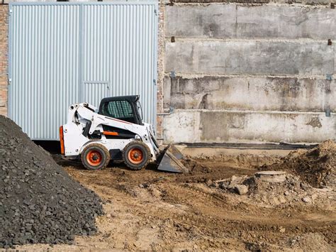 How To Operate A Skid Steer: Step